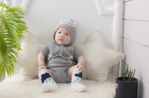 长沙供卵代怀七个月宝宝脚长