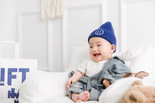 长沙供卵代怀宝宝吃奶蹬腿烦躁扭动 长沙供卵代怀宝宝吃奶蹬腿烦躁扭动